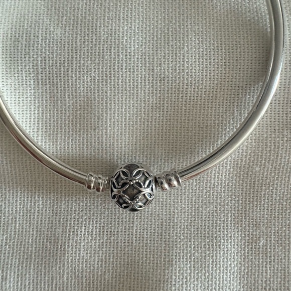 Pandora Silver Bangle with Heart Clasp - Picture 2 of 2